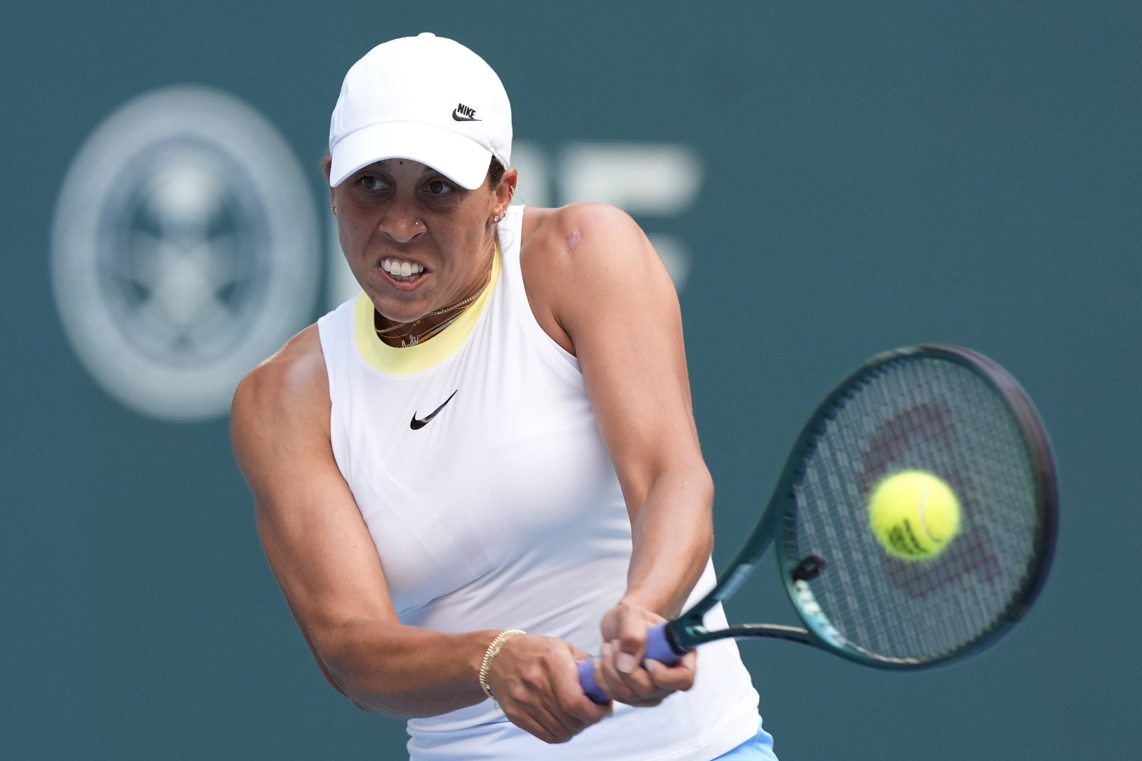 中国球员正 中国球员正